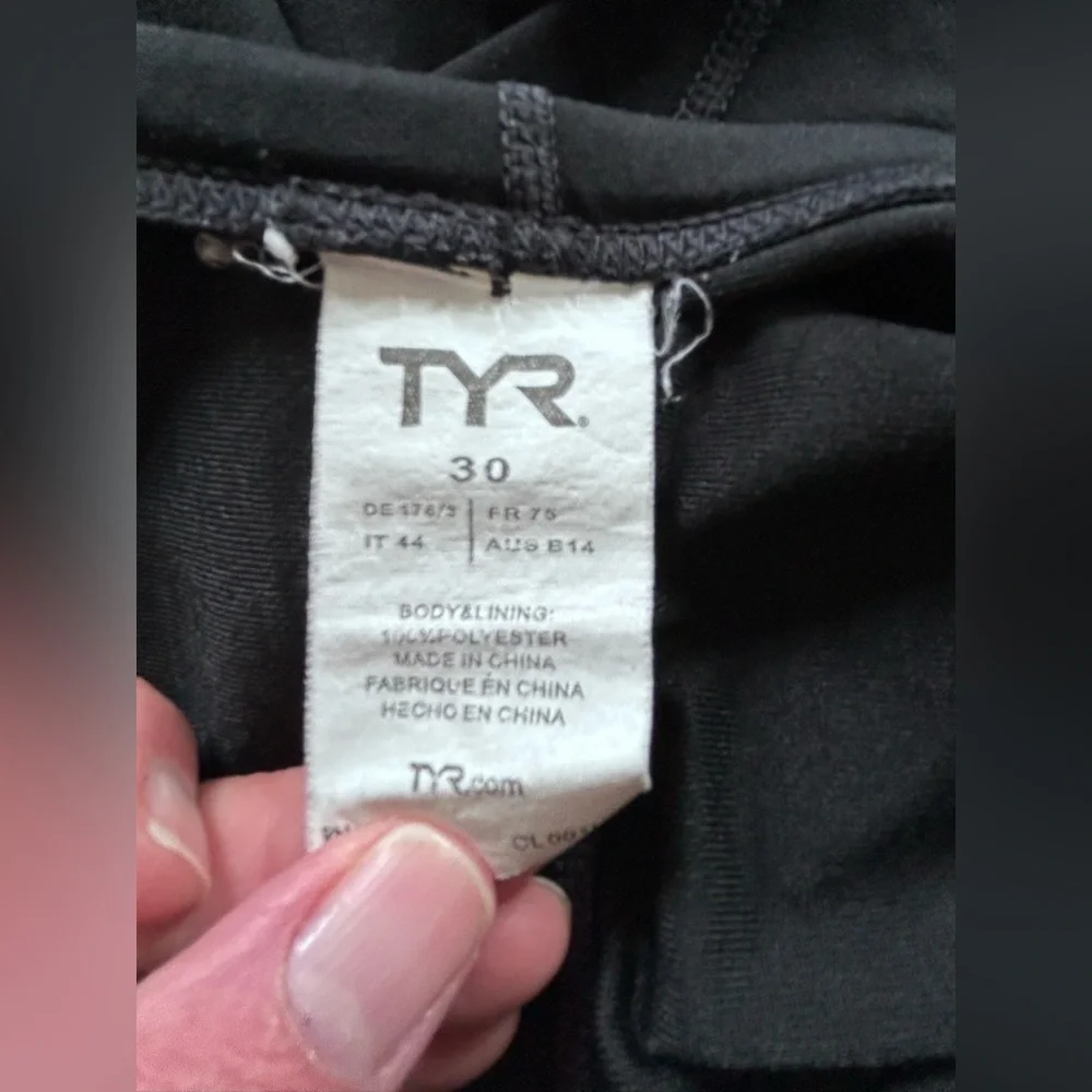 TYR Classic Black Swimwear‎